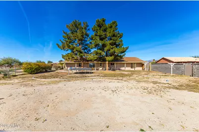 2421 S 221st Avenue, Buckeye, AZ 85326 - Photo 30