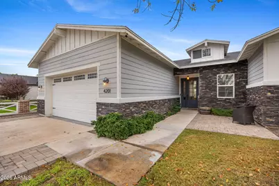 4201 E Cheery Lynn Road, Phoenix, AZ 85018 - Photo 2