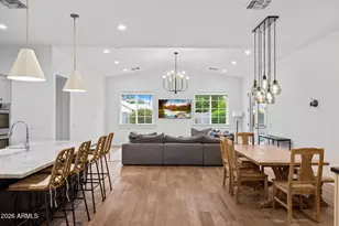 4201 E Cheery Lynn Rd, Phoenix, AZ 85018 - Photo 12