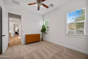 4201 E Cheery Lynn Rd, Phoenix, AZ 85018 - Photo 30