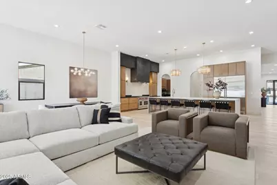 4512 N 38th Street, Phoenix, AZ 85018 - Photo 14