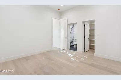 4512 N 38th Street, Phoenix, AZ 85018 - Photo 32