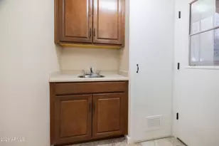 10229 W Desert Hills Dr, Sun City, AZ 85351 - Photo 18