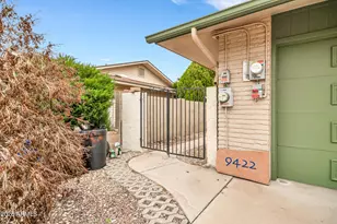 9422 W Manzanita Dr, Sun City, AZ 85373 - Photo 4