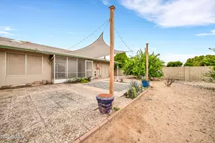 9422 W Manzanita Dr, Sun City, AZ 85373 - Photo 34