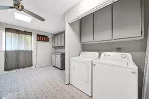 9422 W Manzanita Dr, Sun City, AZ 85373 - Photo 18