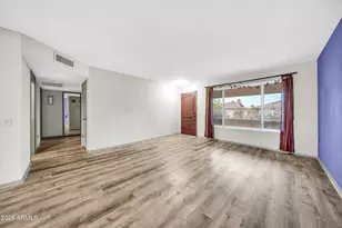 9422 W Manzanita Dr, Sun City, AZ 85373 - Photo 6