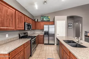 21030 N 66th Ln, Glendale, AZ 85308 - Photo 8