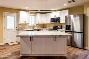 10201 N 99th Ave, Peoria, AZ 85345 - Photo 32