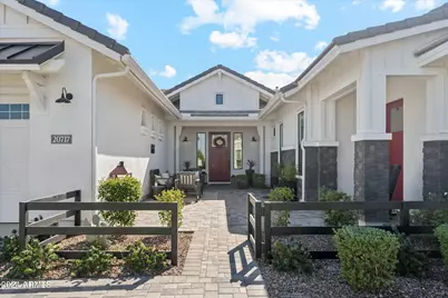 20717 E Pummelos Road, Queen Creek, AZ 85142 - Photo 2