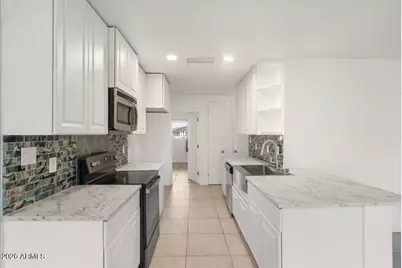 6909 W Georgia Avenue, Glendale, AZ 85303 - Photo 8