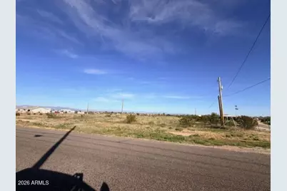 30225 N Varnum Road #20, San Tan Valley, AZ 85143 - Photo 2