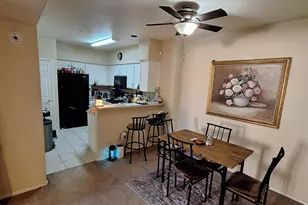 10410 N Cave Creek Rd, Phoenix, AZ 85020 - Photo 32