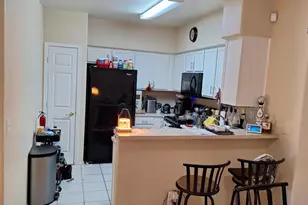 10410 N Cave Creek Rd, Phoenix, AZ 85020 - Photo 28