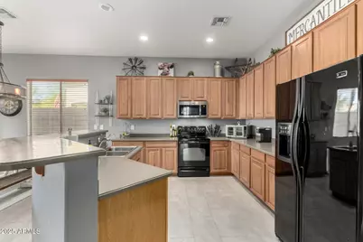 12798 W Dove Wing Way, Peoria, AZ 85383 - Photo 10