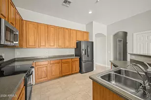 12798 W Dove Wing Way, Peoria, AZ 85383 - Photo 10