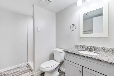 4545 N 67th Avenue #1423, Phoenix, AZ 85033 - Photo 18