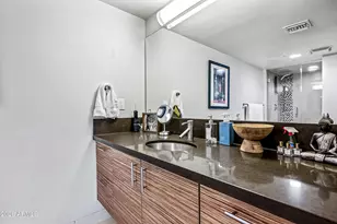 535 W Thomas Rd, Phoenix, AZ 85013 - Photo 32