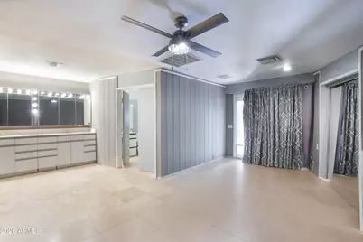 4529 E Heatherbrae Drive, Phoenix, AZ 85018 - Photo 12