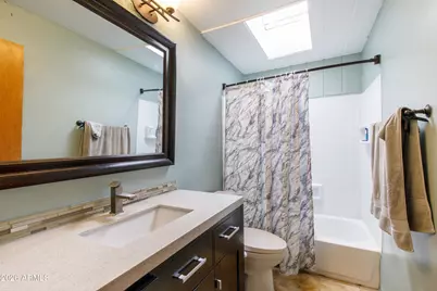 4529 E Heatherbrae Drive, Phoenix, AZ 85018 - Photo 10