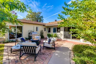 215 E Orange Dr, Phoenix, AZ 85012 - Photo 34