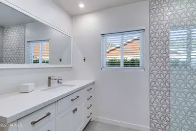 215 E Orange Drive, Phoenix, AZ 85012 - Photo 28