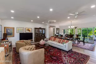 215 E Orange Dr, Phoenix, AZ 85012 - Photo 8