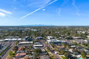 215 E Orange Dr, Phoenix, AZ 85012 - Photo 44