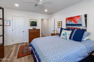 215 E Orange Dr, Phoenix, AZ 85012 - Photo 24