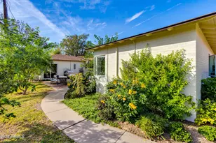 215 E Orange Dr, Phoenix, AZ 85012 - Photo 36