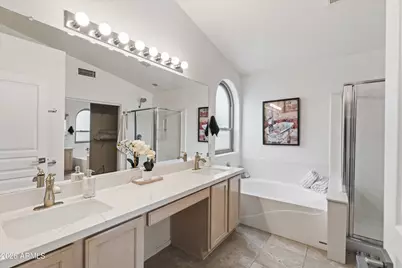 3022 E Capitan Dreyfus Avenue, Phoenix, AZ 85032 - Photo 12