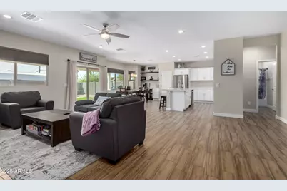 8944 W Century Drive, Arizona City, AZ 85123 - Photo 6