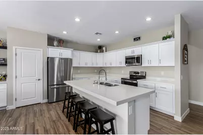 8944 W Century Drive, Arizona City, AZ 85123 - Photo 12