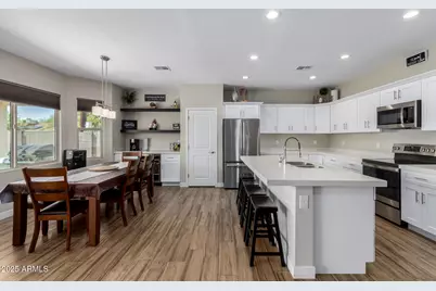 8944 W Century Drive, Arizona City, AZ 85123 - Photo 8