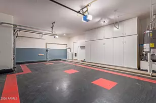 4327 E Sands Dr, Phoenix, AZ 85050 - Photo 32