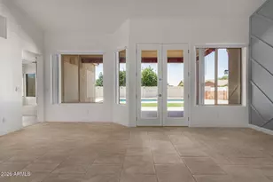 4327 E Sands Dr, Phoenix, AZ 85050 - Photo 6