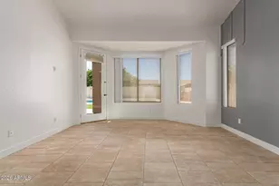 4327 E Sands Dr, Phoenix, AZ 85050 - Photo 16