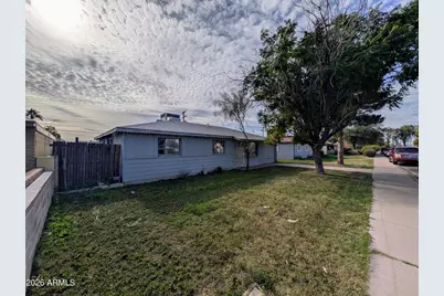 3305 W Bethany Home Road, Phoenix, AZ 85017 - Photo 1