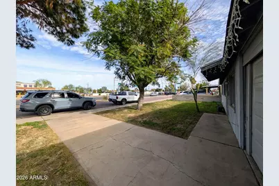 3305 W Bethany Home Road, Phoenix, AZ 85017 - Photo 4