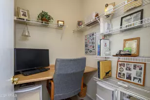 15638 W Desert Spoon Way, Surprise, AZ 85374 - Photo 20