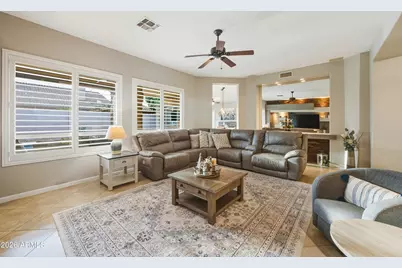 16635 S 12th Avenue, Phoenix, AZ 85045 - Photo 8