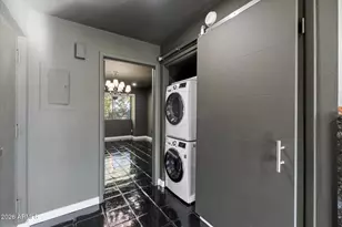 1018 E Osborn Rd, Phoenix, AZ 85014 - Photo 16