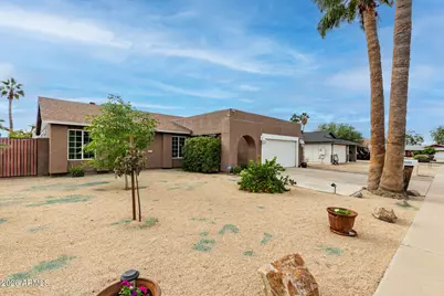 10101 W Sells Drive, Phoenix, AZ 85037 - Photo 2