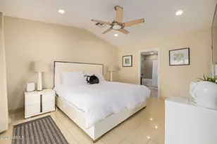 5402 E Laurel Ln, Scottsdale, AZ 85254 - Photo 24