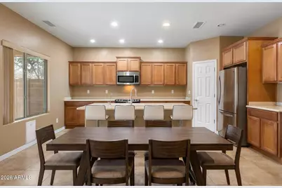 2138 W Marconi Avenue, Phoenix, AZ 85023 - Photo 2