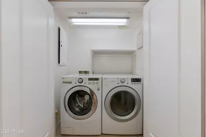 581 S Roosevelt Street, Tempe, AZ 85281 - Photo 10