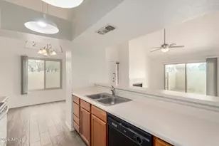 1111 W Summit Pl, Chandler, AZ 85224 - Photo 16