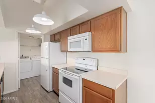 1111 W Summit Pl, Chandler, AZ 85224 - Photo 12