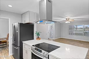 13234 W Desert Glen Dr, Sun City West, AZ 85375 - Photo 14