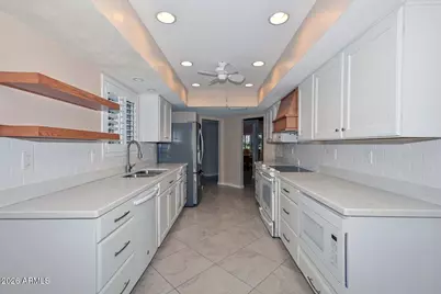 10533 W Pineaire Drive, Sun City, AZ 85351 - Photo 12